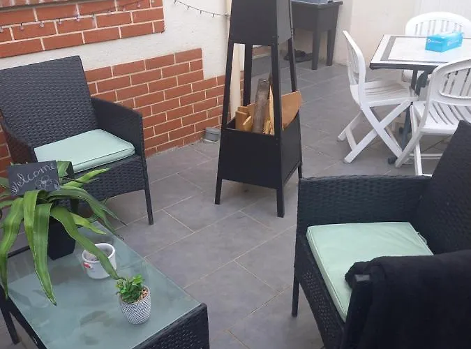 Chrismarie Homestay *