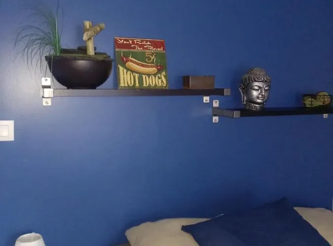 Chrismarie Homestay *